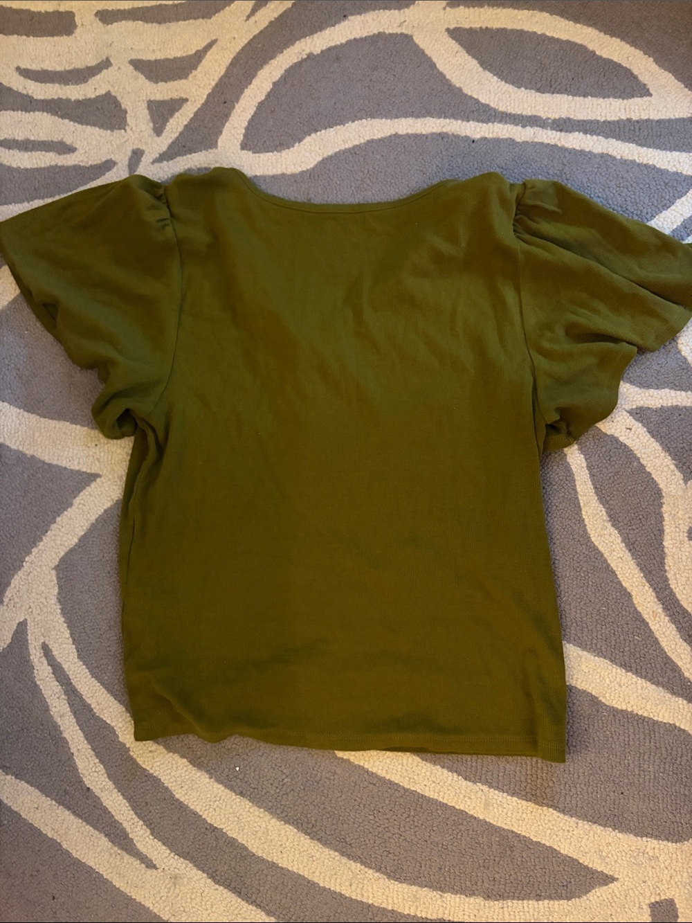 LOFT Olive Green Short Sleeve V‑Neck Button Top - Picture 4 of 4
